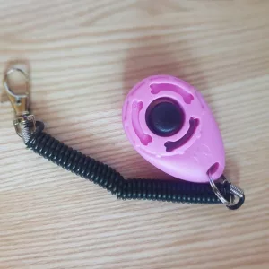 Am primit un clicker portabil pentru dresajul câinilor de la clientul R****l.