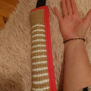 Jucărie de tras pentru dresaj câini primită de la clientul S****q.