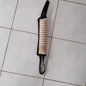 Jucărie de tras pentru dresajul câinilor primită de la clientul U***q.