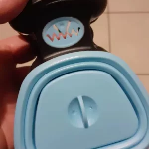 Am primit un dispozitiv portabil pentru curățarea excrementelor de la clienta D***a.