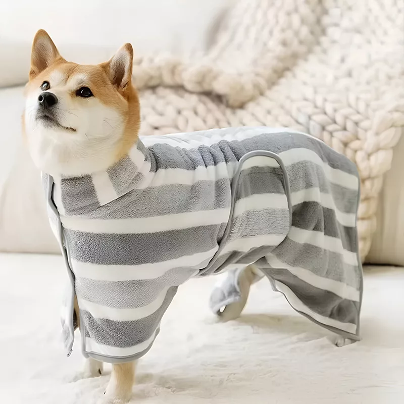 bathrobe pentru câini, halat prosop pentru câini, prosop de baie pentru câini, prosop super absorbant pentru câini